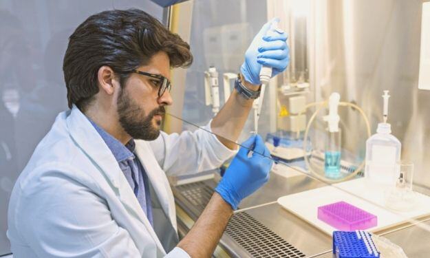 How To Improve Your Lab’s Fume Hood Performance